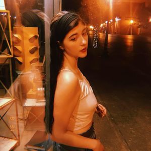 Meet your Posher, Jasmine